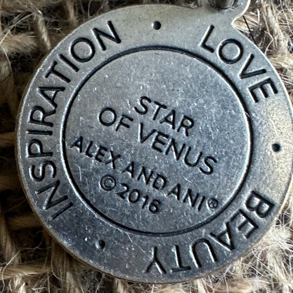 Alex and Ani Lot of 6 Bangle Bracelets. Used-Color variations - Picture 6 of 10